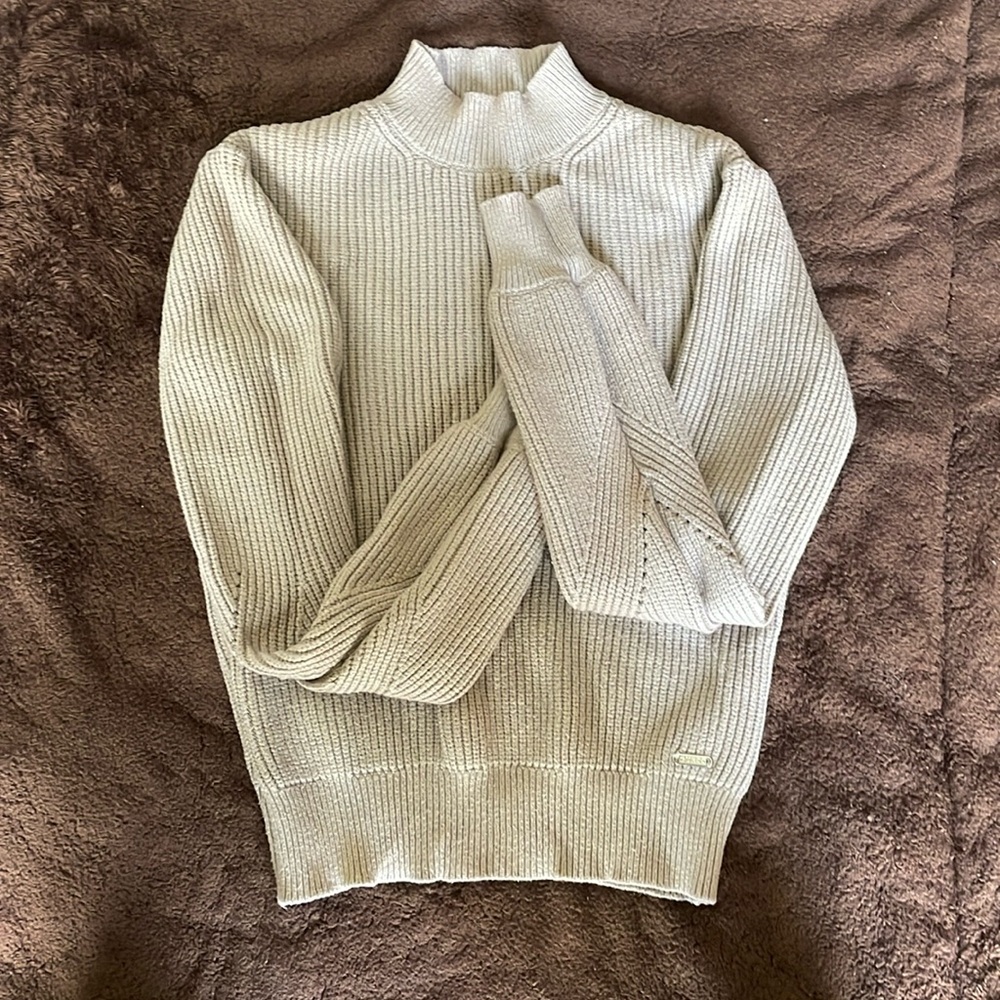Women’s Guess  size small sweater
